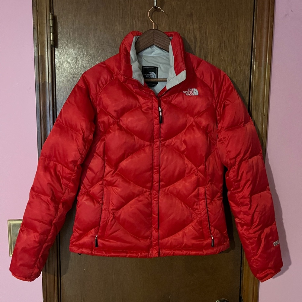 North Face sz M women’s red puffer coat jacket 550